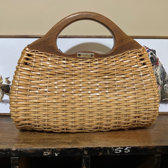 Vintage Tan Woven Handbag - Picture 2 of 4